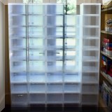 Z16. Plastic storage bins. 